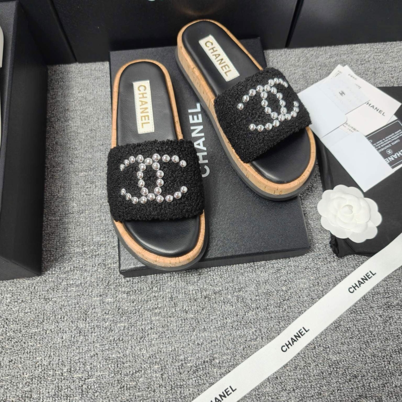 Ch*el slippers